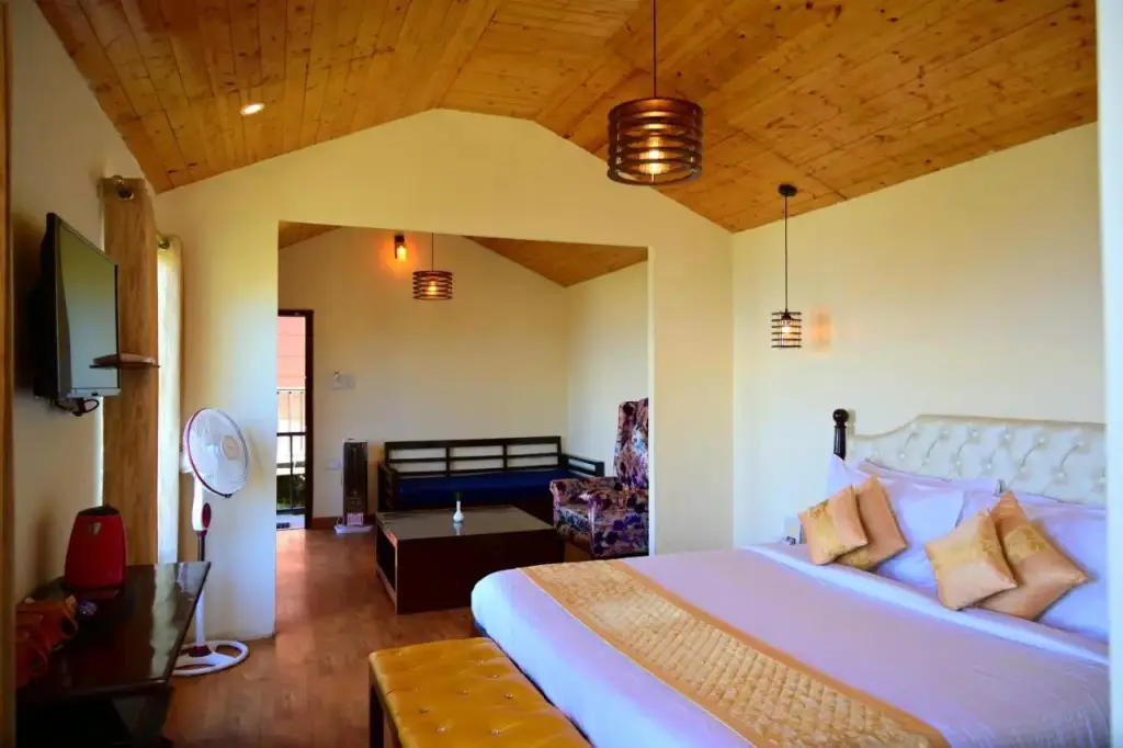 Чамба: Aaroham by Aamod Dalhousie Luxury Cottage Resort