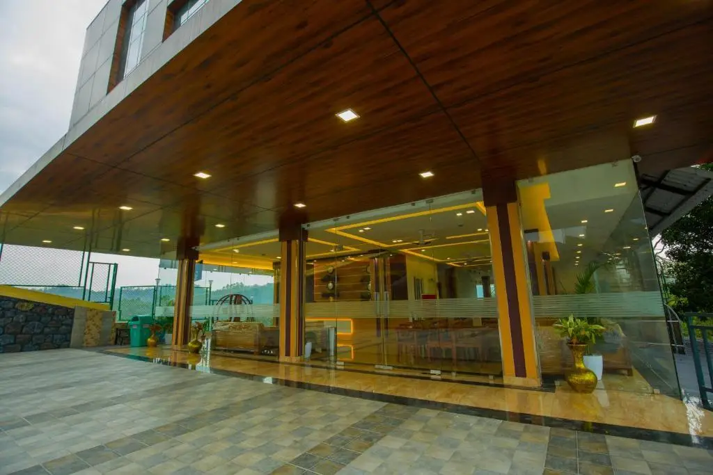 The lake view munnar Resort — фото 1