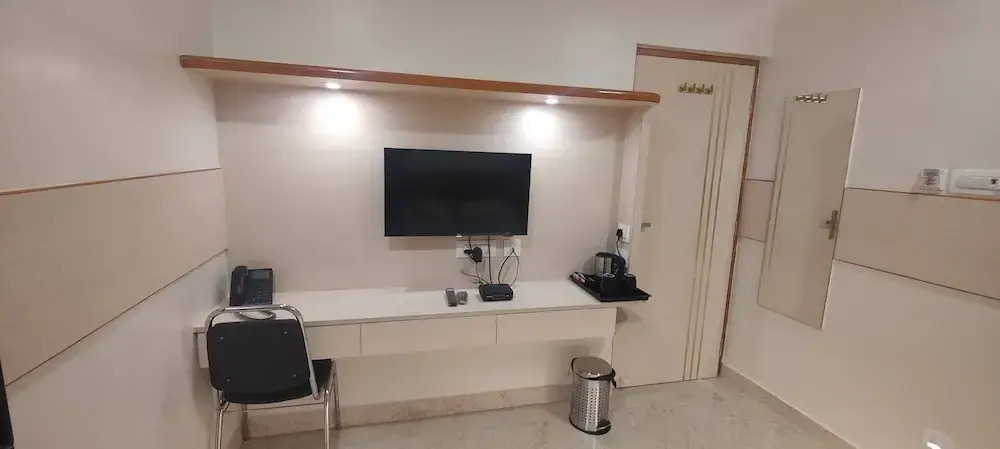 Ченнаи: Nandhavanam A Business Class Residency