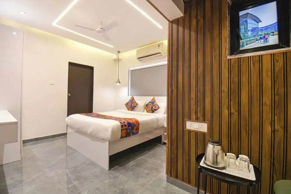 Пуна: FabHotel Olive Suite