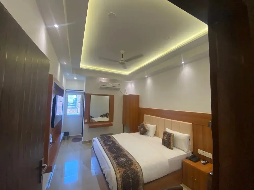 Варанаси: Hotel Varuna Grand