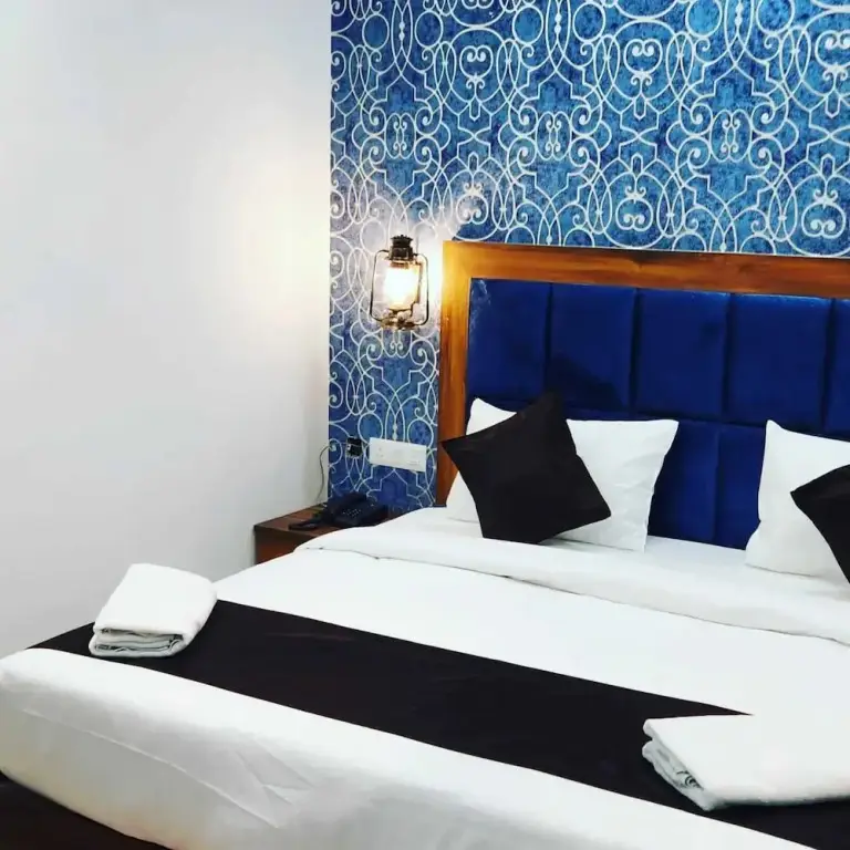 Гуруграм: Kingfisher Luxury Resort