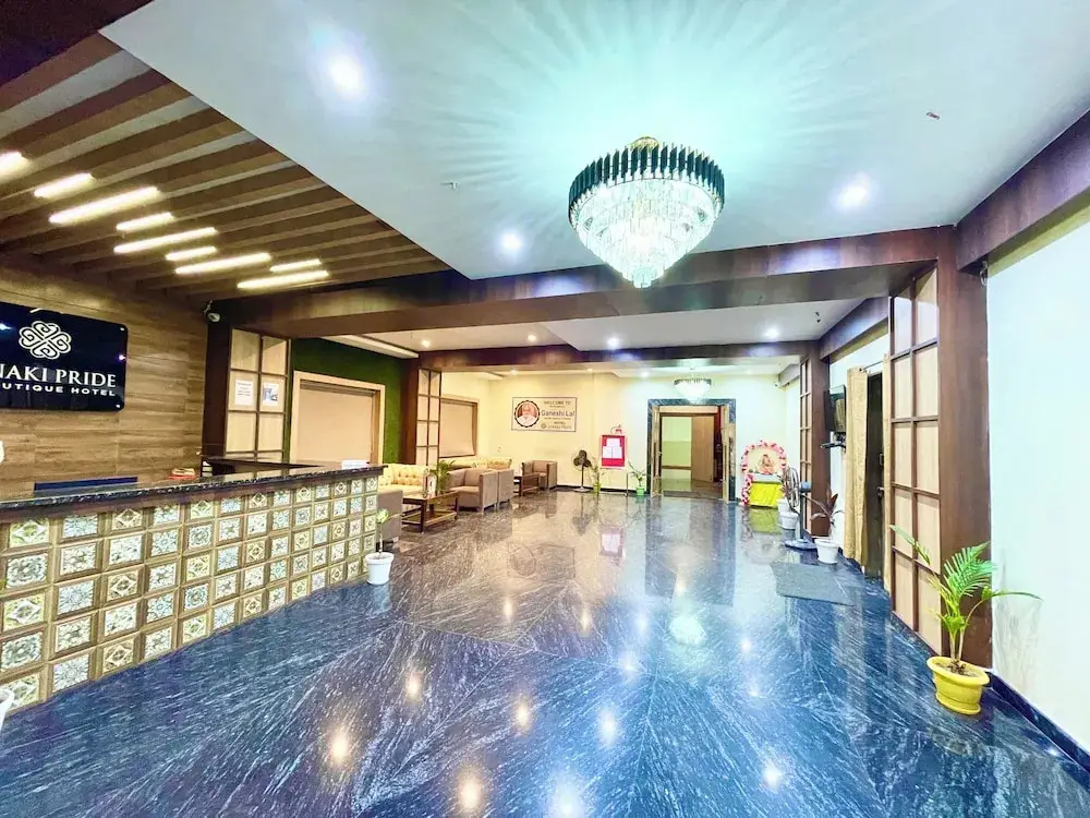 Hotel Janaki Pride - near Temple — фото 1