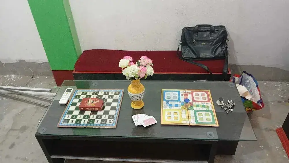 Силигури: Hotel Wale Bhaiya - Siliguri
