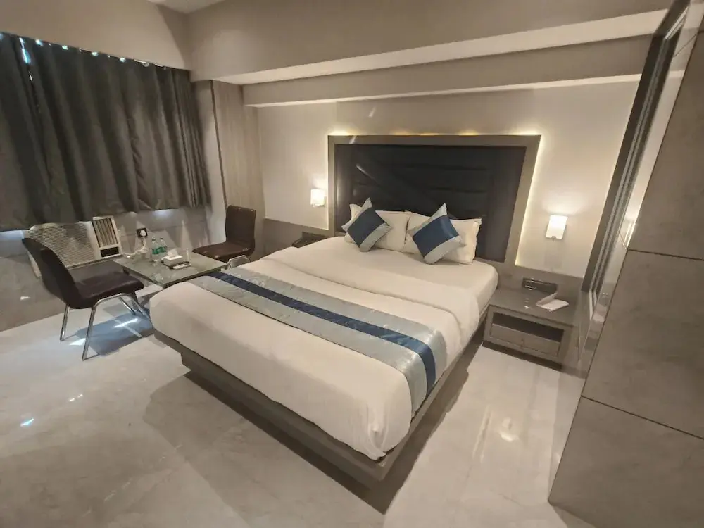 Тхане: Hotel Nakshatra Residency