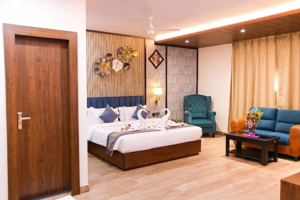 Джамшедпур: River sidde inn