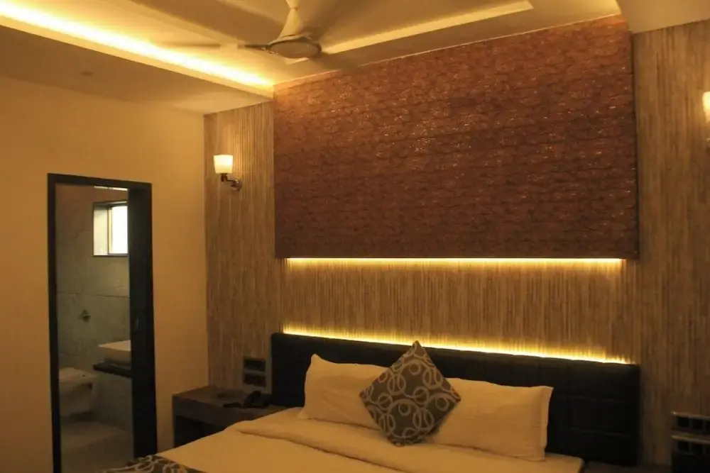Силвасса: Sahyadri Guest House