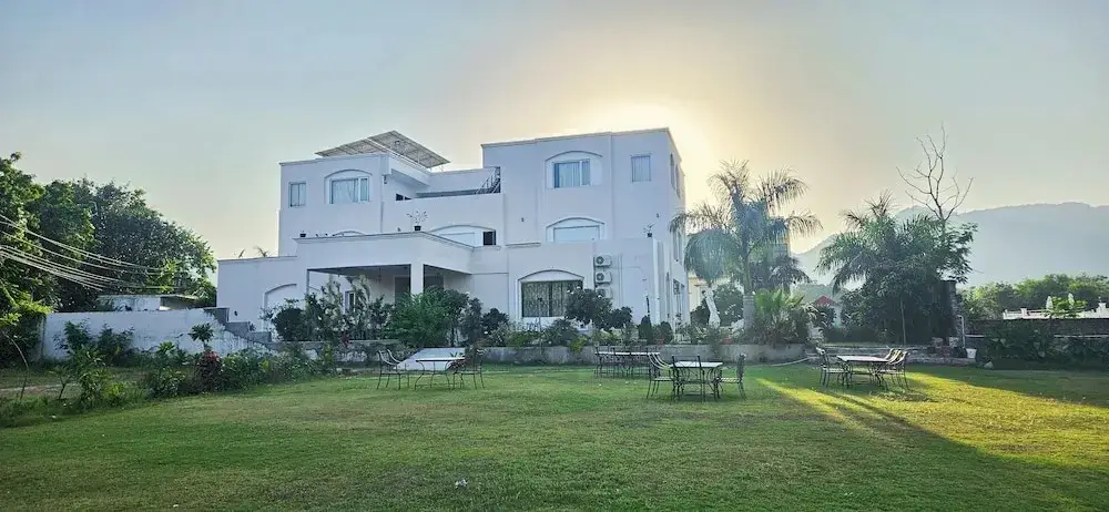 Surya Kothi Resort — фото 1