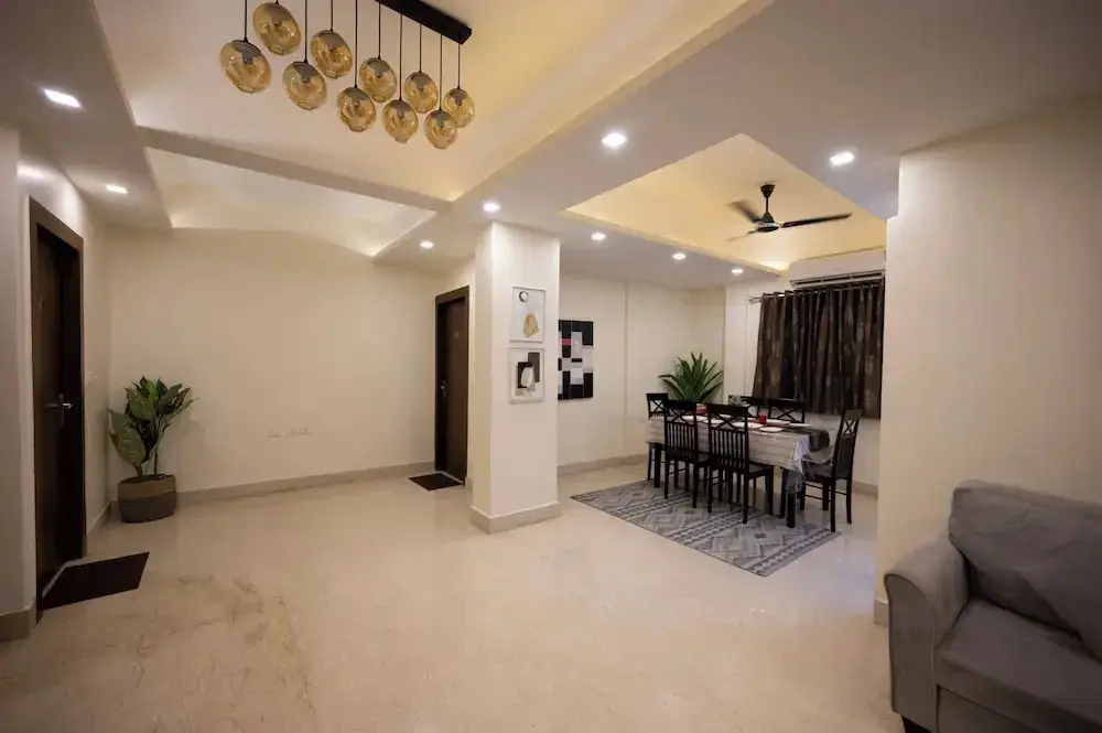 Колката: Lakeside Suites