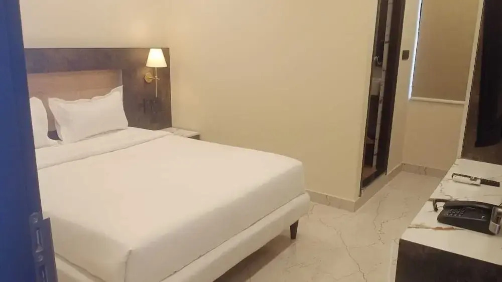 Бангалор: Astra Hotels and Suites - Sector 7 HSR
