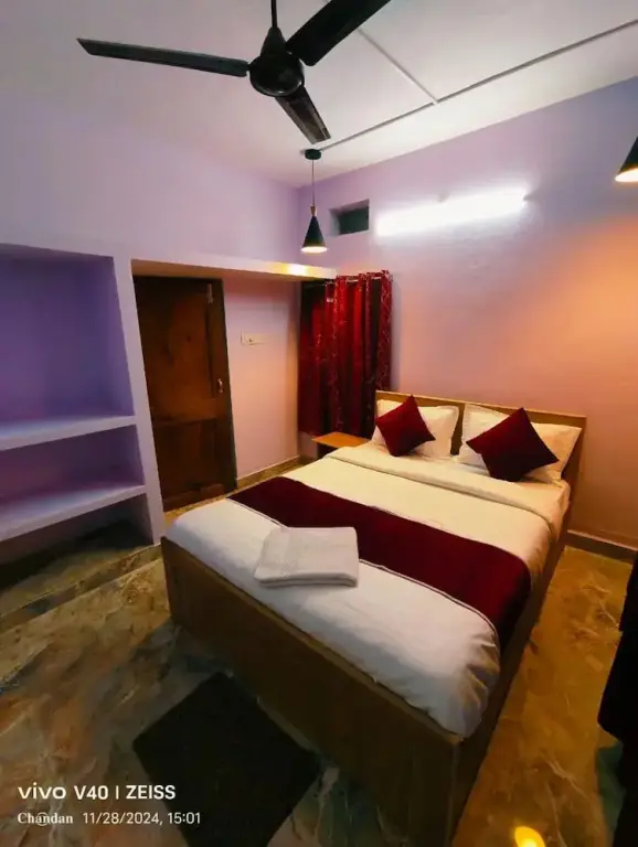 Пури: Goroomgo Rail View Guest House Puri
