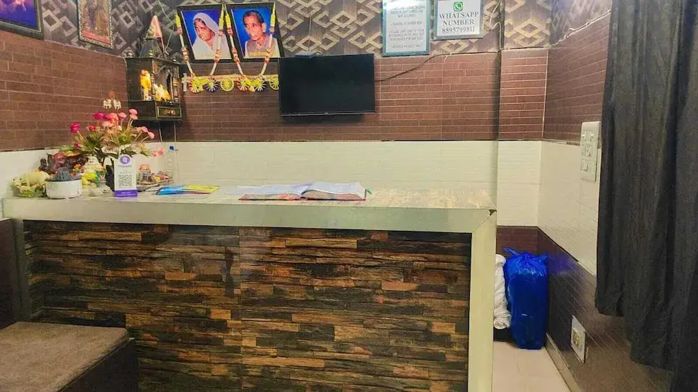 Нью-Дели: Shri Sai Guest House