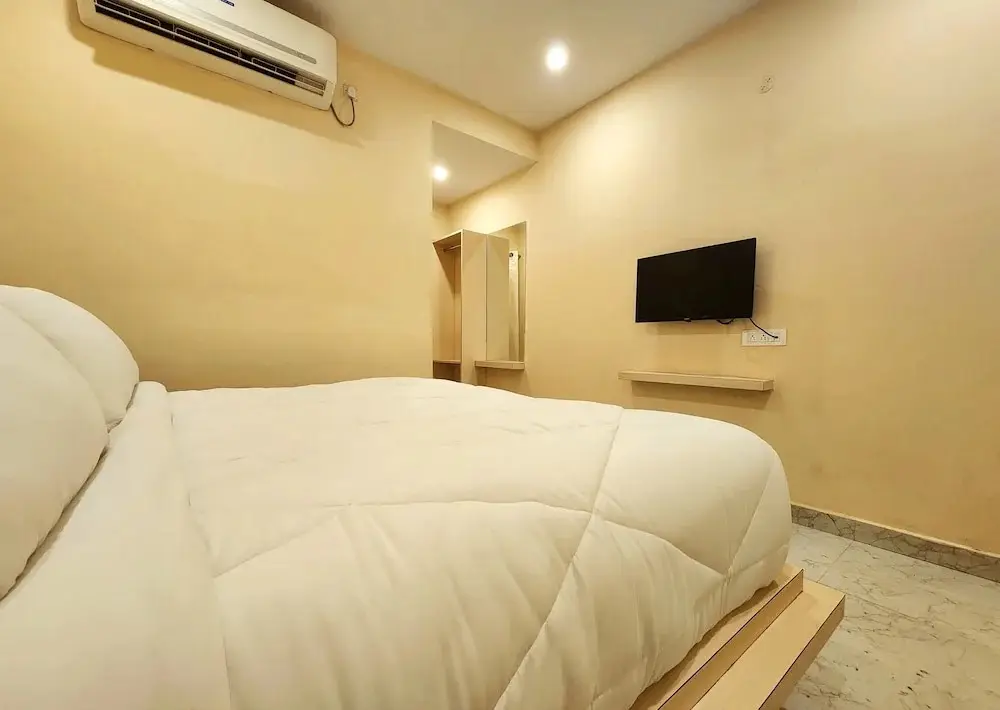 Хидерабад: Landcorp hotels