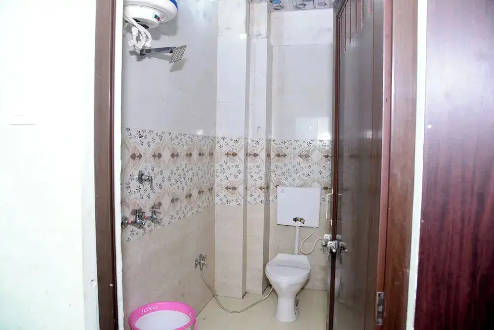 Найни: Hotel Shree Mahalaxmi