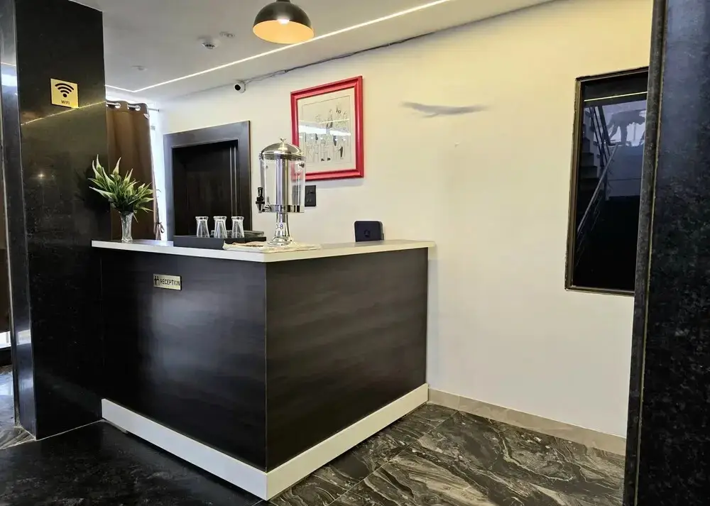 Горакхпур: Hotel Golden Tulip'z