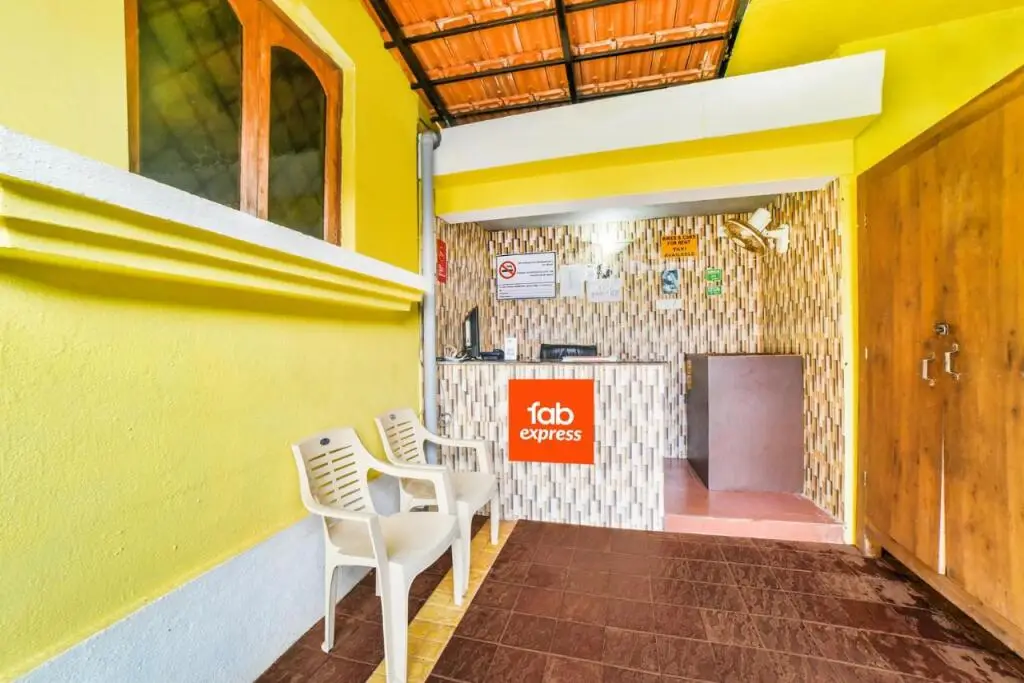 Вагатор: FabHotel Yoyo Cottage