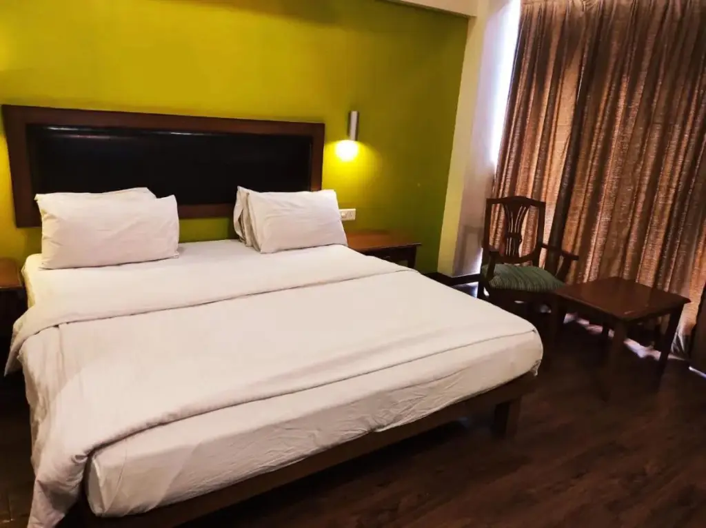 Колхапур: Krishna Inn Kolhapur