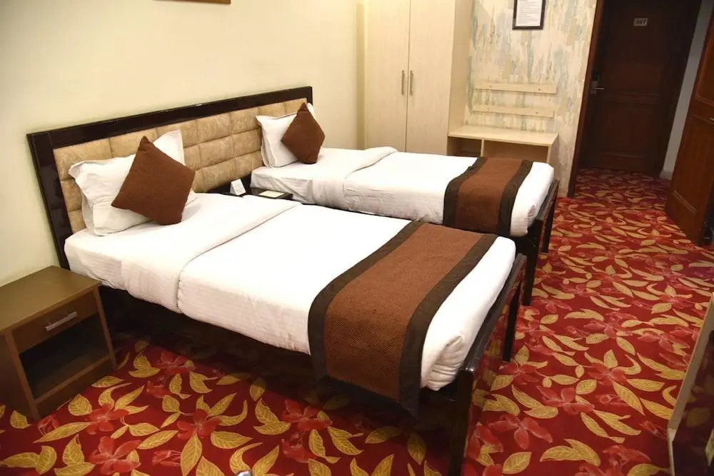 Нью-Дели: Nirvana Suites