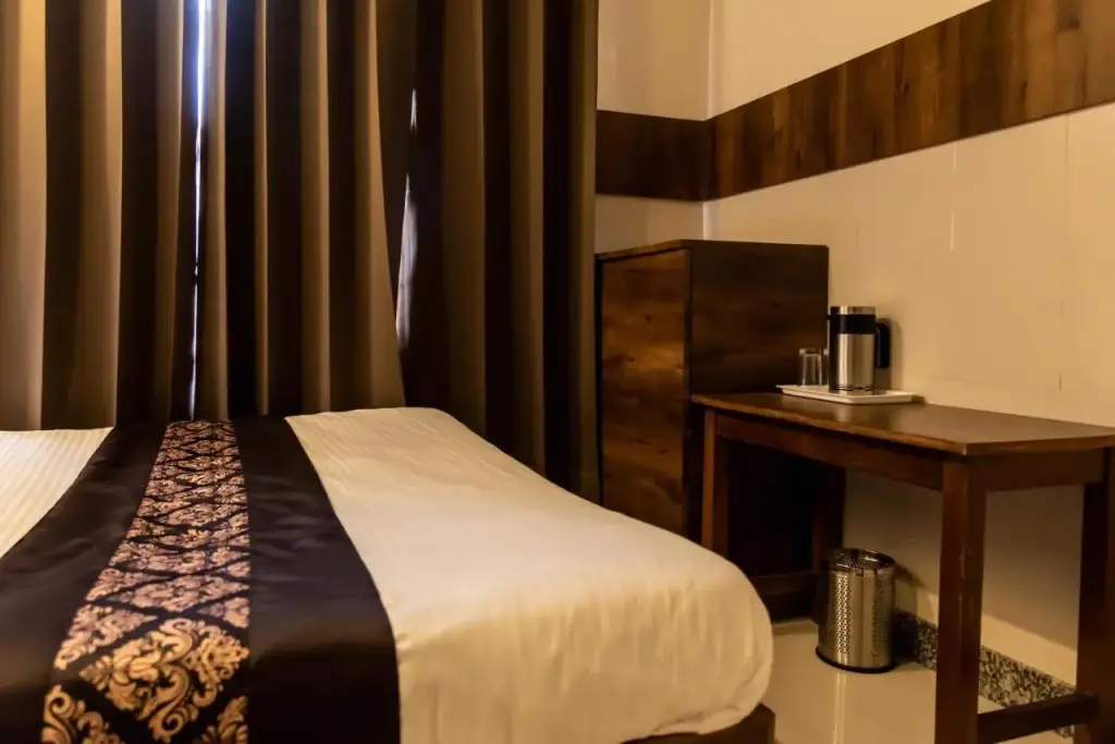 Катра: Hotel Arihant