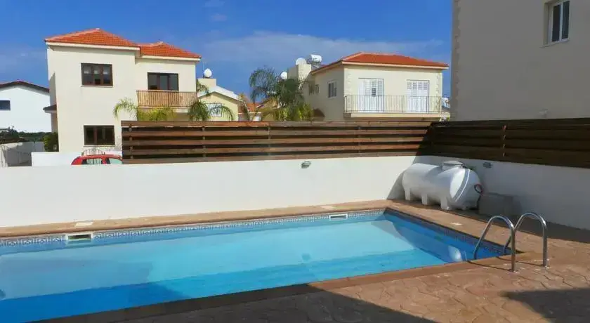 Паралимни: Sea Shell Luxury Villas