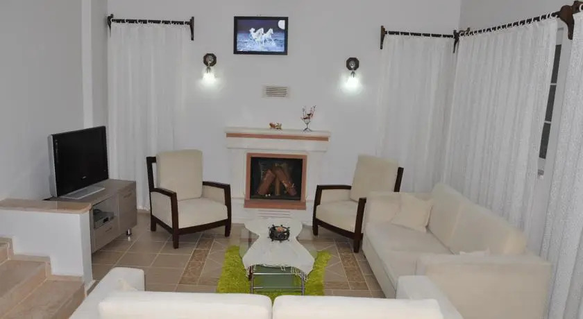 Фетхие: Oasis Lettings Calis