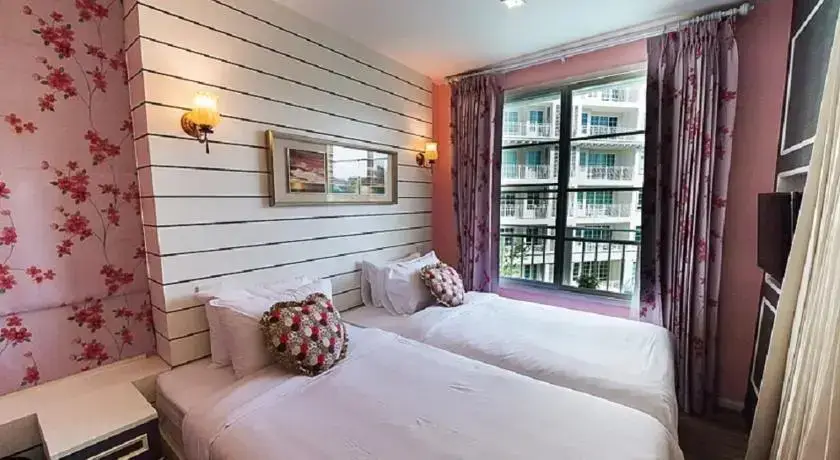 Хуахин: Summer Huahin Condo 2 Bed Pool View by Dome