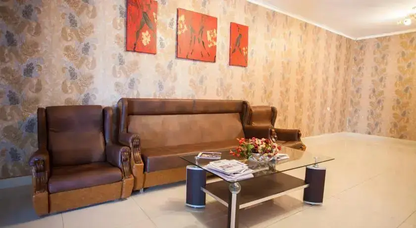 Уральск: Aidana Hotel