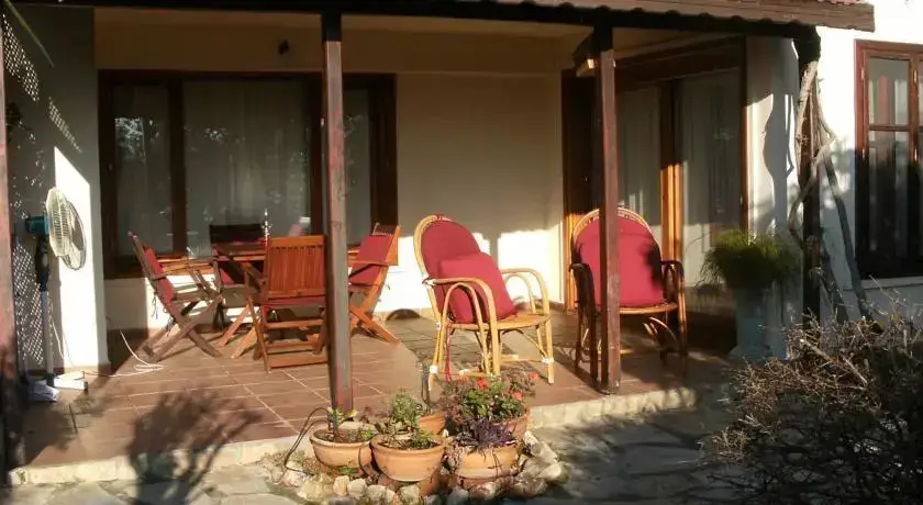 Калкан: Villa Juanita Garden Apartment
