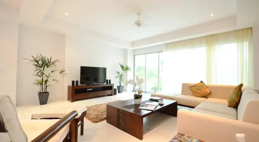 Тхаланг: Layan Sea View Villlas