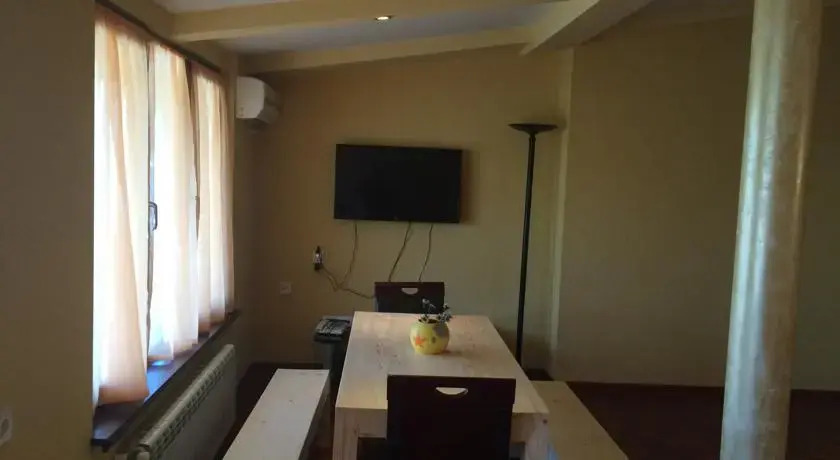 Тбилиси: Large loft on Paliashvili Street