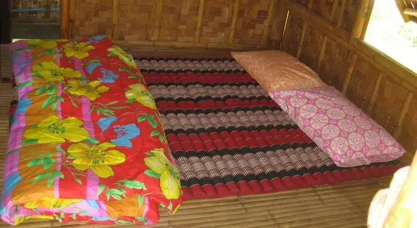Дой-Сакет: Atfield Resort