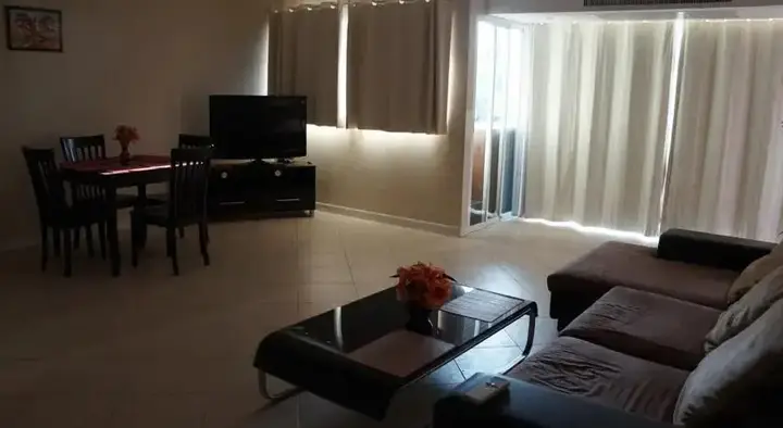 Паттайя: Pratumnak Executive Apartment