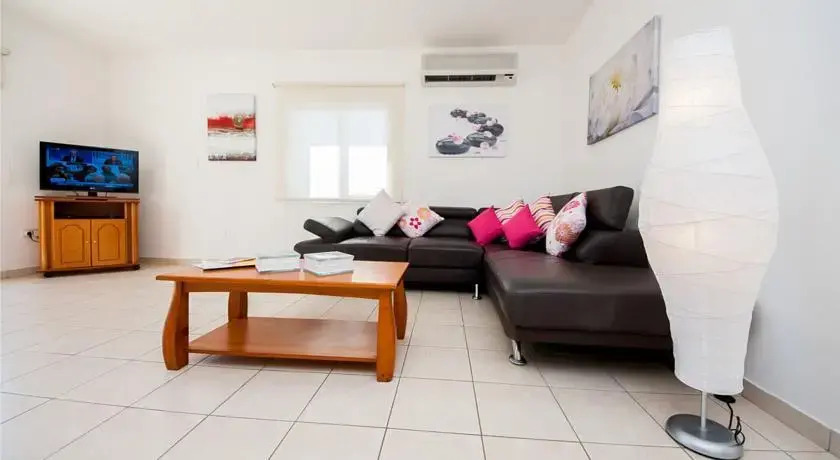 Айя-Напа: Oceanview Villa 160