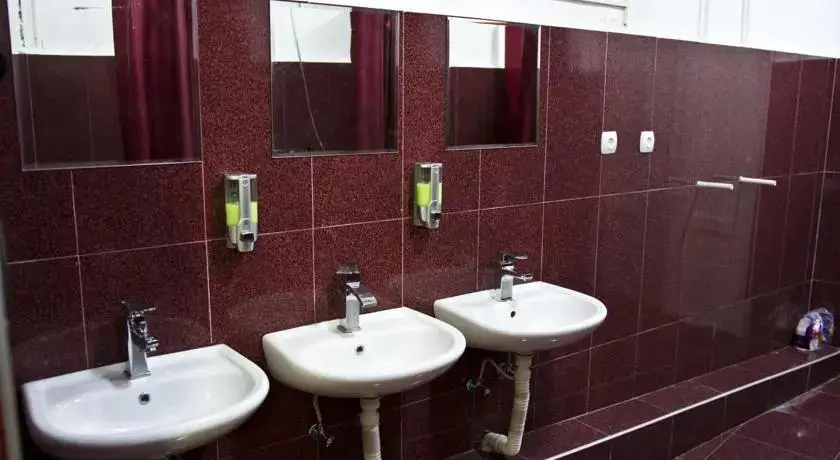 Тбилиси: Flint Hostel
