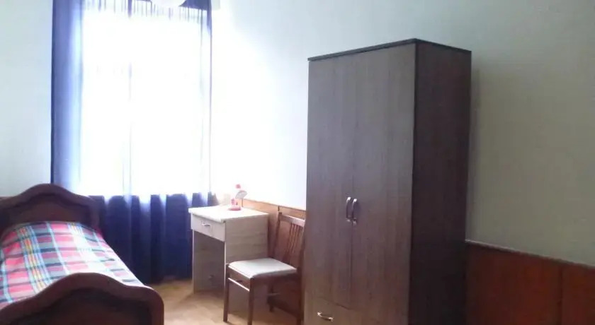 Тбилиси: Flint Hostel