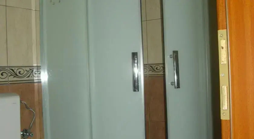 Ульцинь: Apartmani Shata