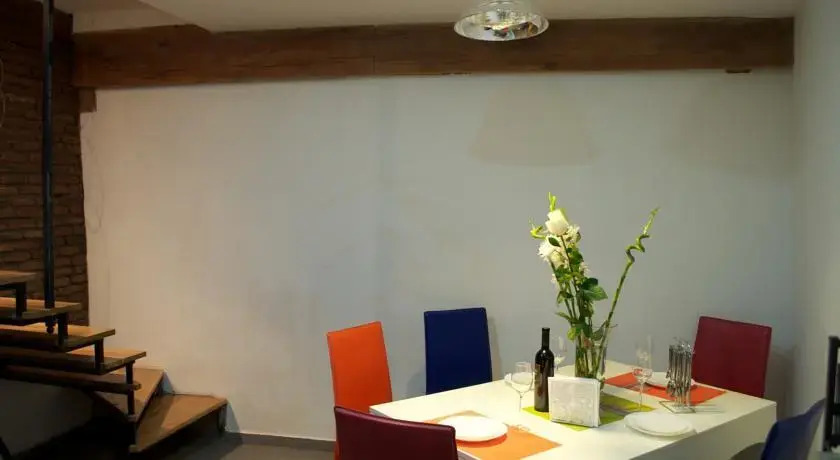 Тбилиси: Duplex Apartment near Sharden Street