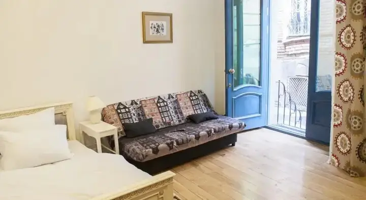 Тбилиси: Duplex Apartment near Sharden Street