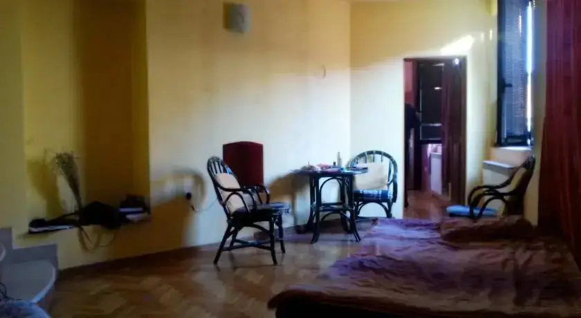 Цетине: Apartment IRINA
