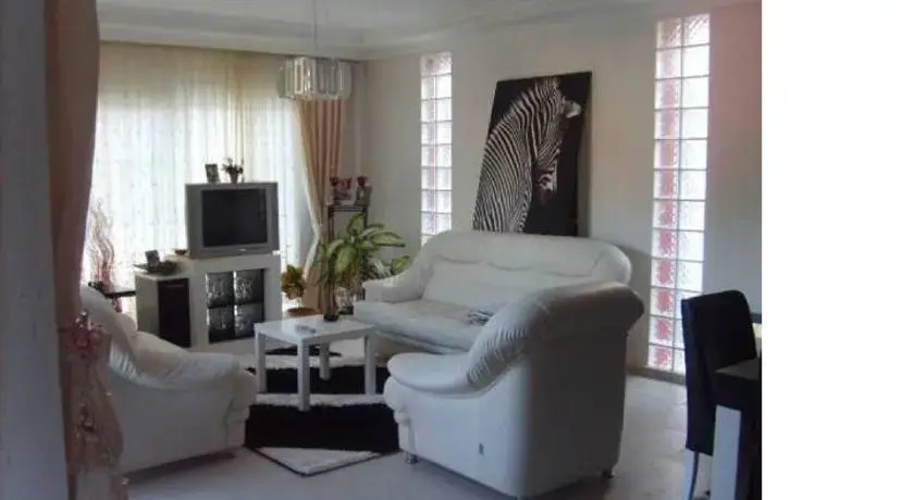 Rodeo Drive Luxury Holiday House — фото 1