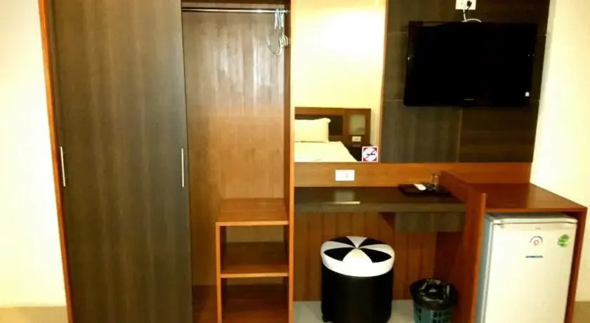 Кату: Guesthouse Paris star