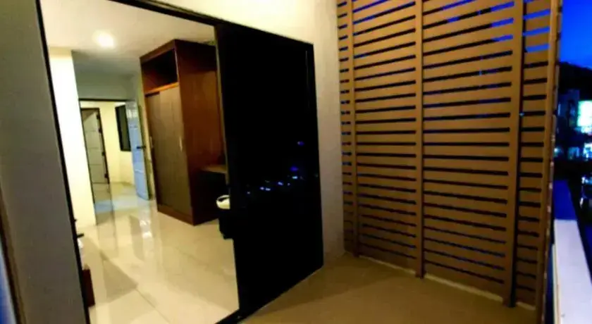 Кату: Guesthouse Paris star