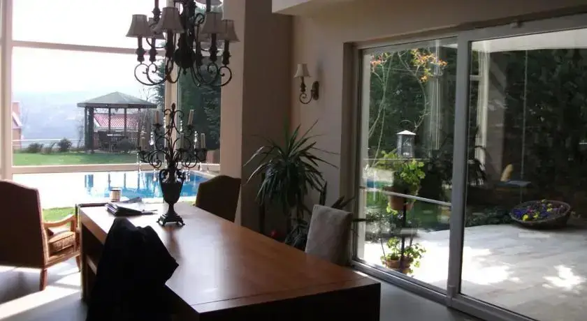 Стамбул: Zekeriyakoy Villa Nur