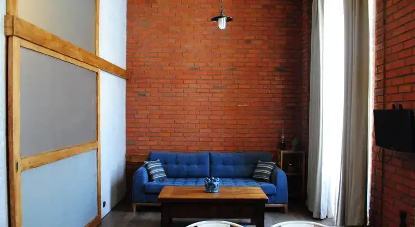 Тбилиси: Tabidze Apartment