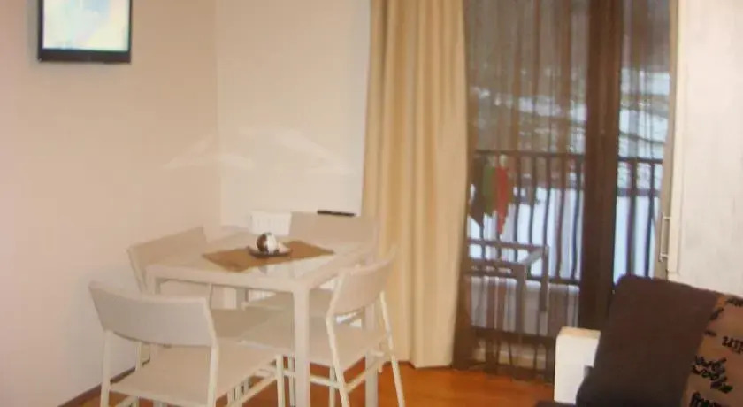 Бакуриани: Tea`s Apartment in Mgzavrebi