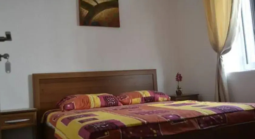 Ульцинь: Vila Sara