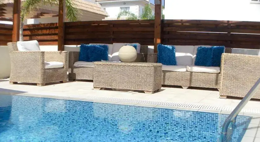 Паралимни: Oceanview Villa 033