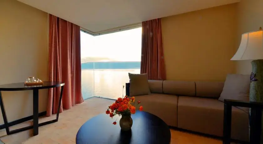 Дали: Valen Moon Resort