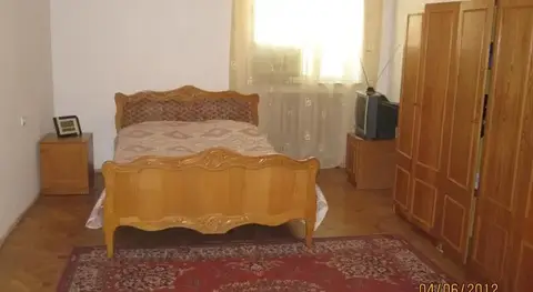 Centre of Yerevan Four Bedroom Villa — фото 1