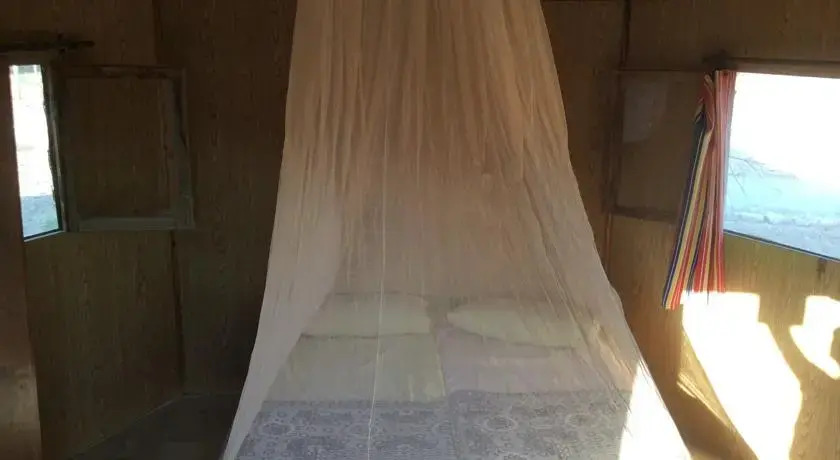 Нувейба: Fayrouza Camp